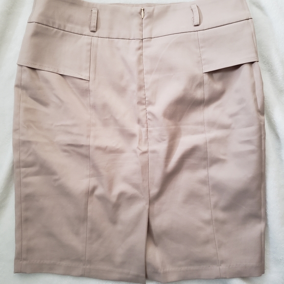 Six Skirts - Picture 9 of 16